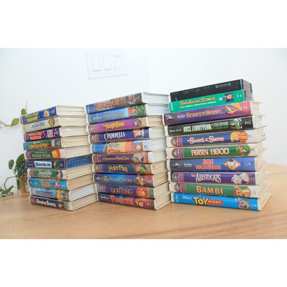 Disney Animated Movie VHS Lot of 30 NOT Tested | Most of the Classics - Picture 10 of 16